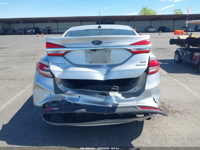3FA6P0HD0JR285657 Ford FUSION SE