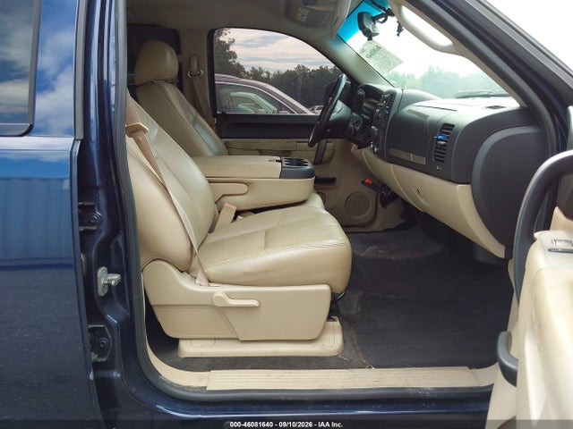 46081640 :رقم المزاد ، 3GCPCSEA7BG227333 vin ، 2011 Chevrolet Silverado 1500 Lt مزاد بيع