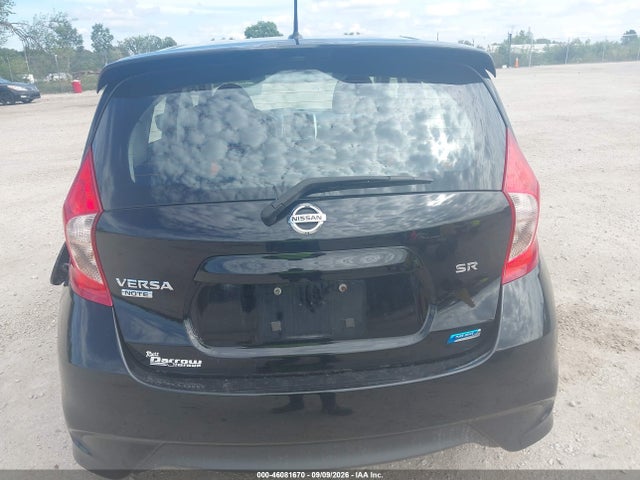 46081670 :رقم المزاد ، 3N1CE2CP5FL369373 vin ، 2015 Nissan Versa Note Sr مزاد بيع