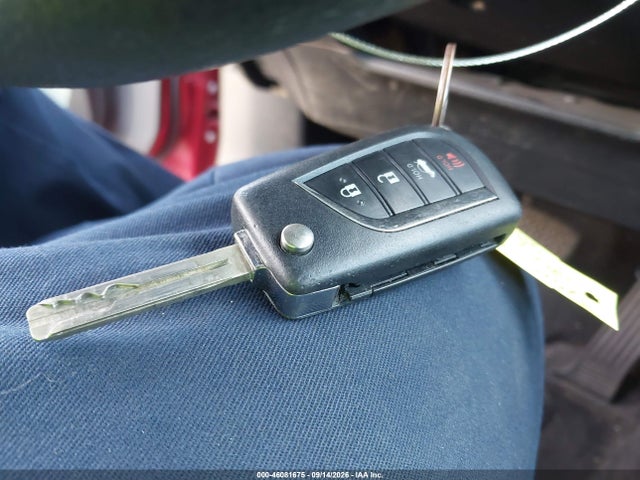 4T1C11AK2LU358287 Toyota CAMRY LE