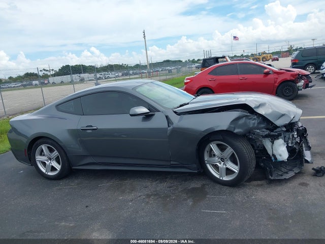 2026 Ford Mustang Ecoboost Fastback მანქანა იყიდება აუქციონზე, vin: 1FA6P8TH3T5108034, აუქციონის ნომერი: 46081694