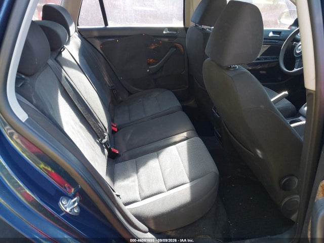 2011 Volkswagen Jetta Sportwagen 2.5l S მანქანა იყიდება აუქციონზე, vin: 3VWPZ7AJ0BM687563, აუქციონის ნომერი: 46081695