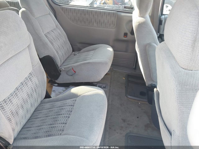 2000 Chevrolet Venture Ls მანქანა იყიდება აუქციონზე, vin: 1GNDX03E1YD155415, აუქციონის ნომერი: 46081714