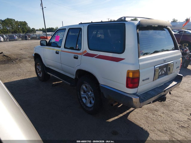 1993 Toyota 4runner Vn29 Sr5 მანქანა იყიდება აუქციონზე, vin: JT3VN29V8P0018813, აუქციონის ნომერი: 46081782