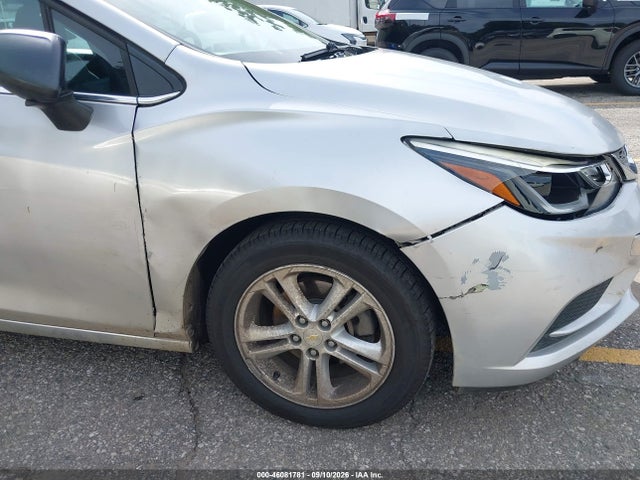 46081781 :رقم المزاد ، 1G1BE5SM0J7125606 vin ، 2018 Chevrolet Cruze Lt Auto مزاد بيع