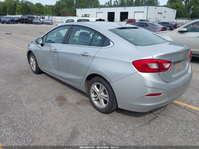 46081781 :رقم المزاد ، 1G1BE5SM0J7125606 vin ، 2018 Chevrolet Cruze Lt Auto مزاد بيع