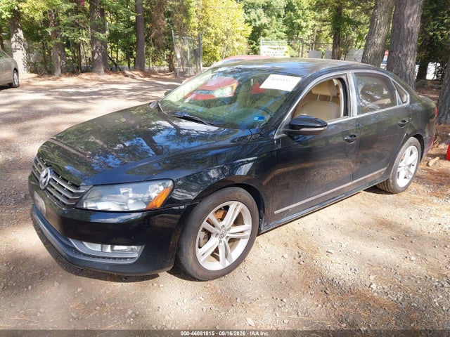 2012 Volkswagen Passat 3.6l V6 Sel Premium მანქანა იყიდება აუქციონზე, vin: 1VWCM7A35CC009442, აუქციონის ნომერი: 46081815
