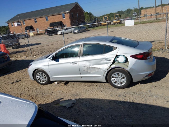 2019 Hyundai Elantra Se მანქანა იყიდება აუქციონზე, vin: KMHD74LF9KU850012, აუქციონის ნომერი: 46081821