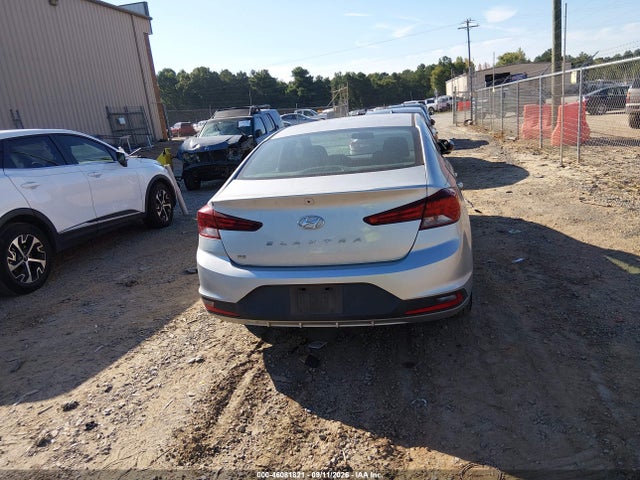 2019 Hyundai Elantra Se მანქანა იყიდება აუქციონზე, vin: KMHD74LF9KU850012, აუქციონის ნომერი: 46081821