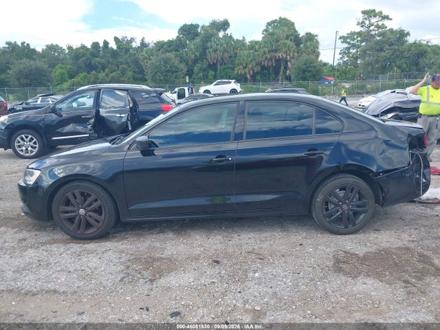 2012 Volkswagen Jetta 2.0l S მანქანა იყიდება აუქციონზე, vin: 3VW2K7AJ3CM336923, აუქციონის ნომერი: 46081830