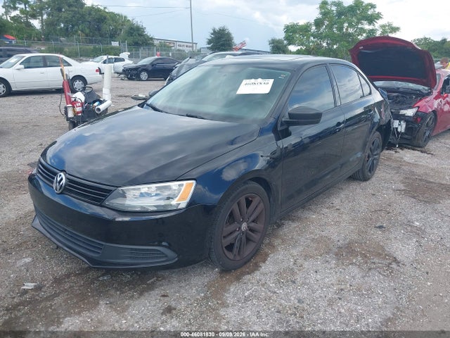2012 Volkswagen Jetta 2.0l S მანქანა იყიდება აუქციონზე, vin: 3VW2K7AJ3CM336923, აუქციონის ნომერი: 46081830
