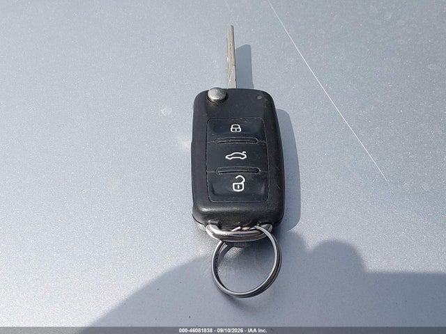 46081838 :رقم المزاد ، 1VWBH7A39DC078653 vin ، 2013 Volkswagen Passat 2.5l Se مزاد بيع
