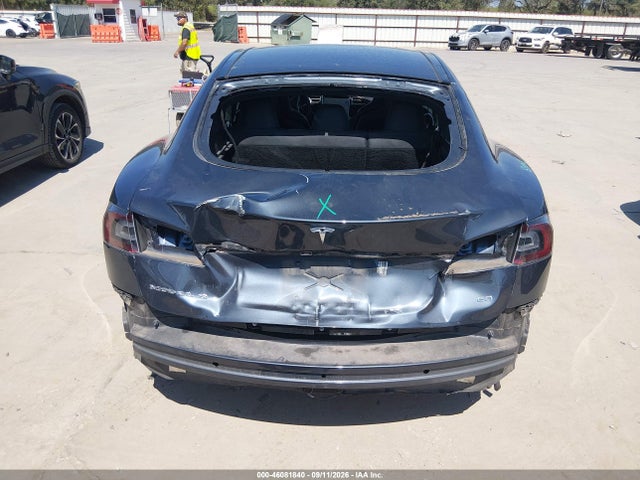 Продажа на аукционе авто 2016 Tesla Model S 60/70/75/85, vin: 5YJSA1E19GF161522, номер лота: 46081840