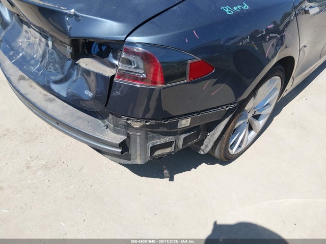 Продажа на аукционе авто 2016 Tesla Model S 60/70/75/85, vin: 5YJSA1E19GF161522, номер лота: 46081840