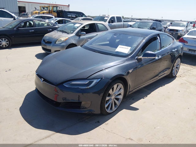 Продажа на аукционе авто 2016 Tesla Model S 60/70/75/85, vin: 5YJSA1E19GF161522, номер лота: 46081840