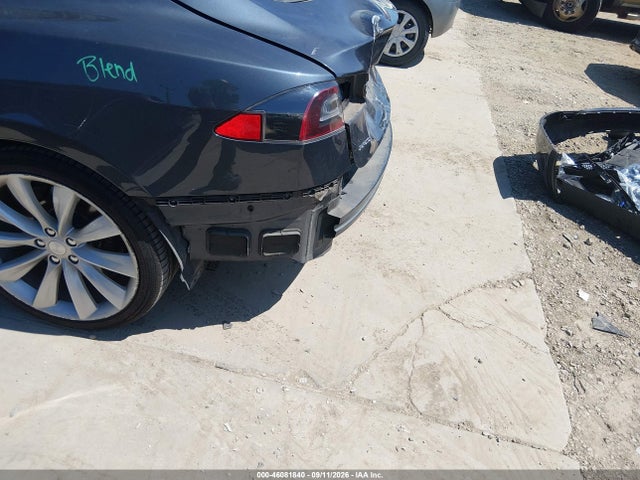 Продажа на аукционе авто 2016 Tesla Model S 60/70/75/85, vin: 5YJSA1E19GF161522, номер лота: 46081840