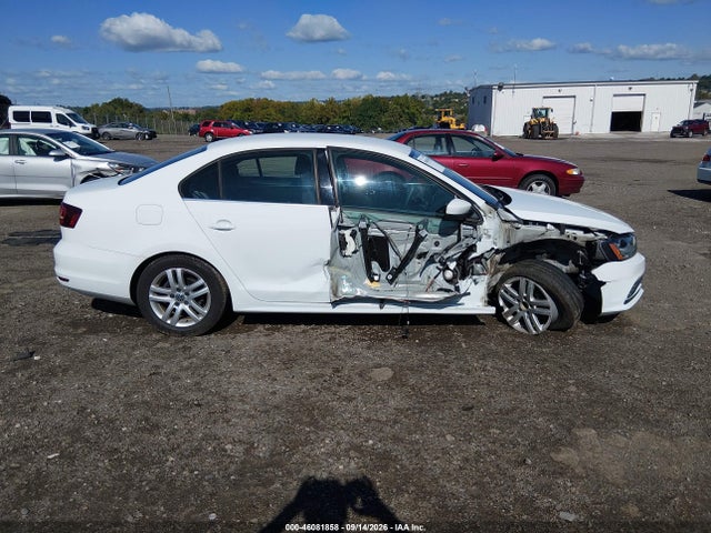 Aukcja sprzedaży 2017 Volkswagen Jetta 1.4t S, vin: 3VW2B7AJ9HM224215, numer aukcji: 46081858