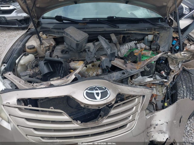 46081944 :رقم المزاد ، 4T4BE46K09R092227 vin ، 2009 Toyota Camry Le مزاد بيع