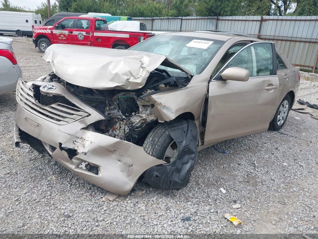 46081944 :رقم المزاد ، 4T4BE46K09R092227 vin ، 2009 Toyota Camry Le مزاد بيع