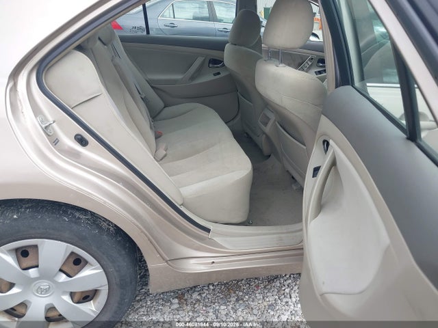 46081944 :رقم المزاد ، 4T4BE46K09R092227 vin ، 2009 Toyota Camry Le مزاد بيع