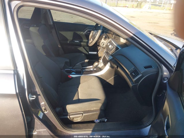 Продажа на аукционе авто 2015 Honda Accord Lx, vin: 1HGCR2F36FA222272, номер лота: 46081976