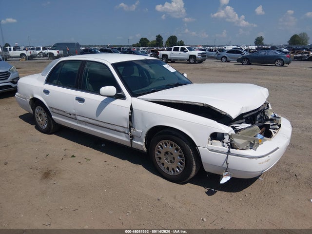 46081992 :رقم المزاد ، 2MEFM74W13X619037 vin ، 2003 Mercury Grand Marquis Gs مزاد بيع