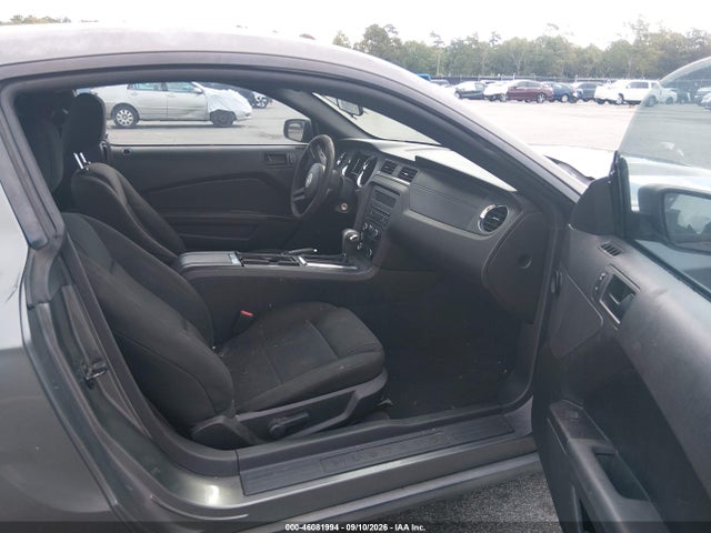 46081994 :رقم المزاد ، 1ZVBP8AN1A5106312 vin ، 2010 Ford Mustang V6/v6 Premium مزاد بيع