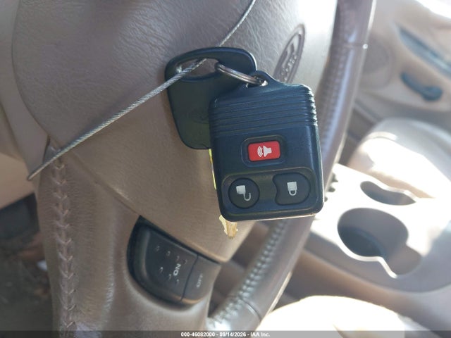1999 Ford Expedition Eddie Bauer/xlt მანქანა იყიდება აუქციონზე, vin: 1FMPU18L6XLC08590, აუქციონის ნომერი: 46082000