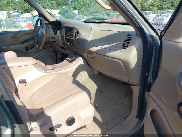 1999 Ford Expedition Eddie Bauer/xlt მანქანა იყიდება აუქციონზე, vin: 1FMPU18L6XLC08590, აუქციონის ნომერი: 46082000