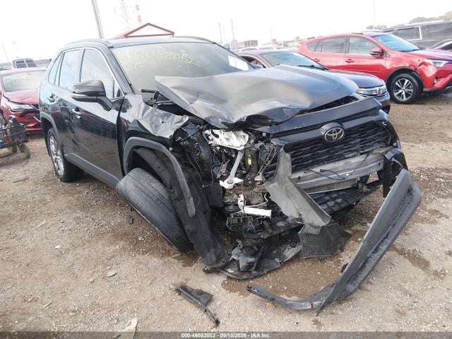 Auction sale of the 2021 Toyota Rav4 Xle Premium, vin: 2T3A1RFV9MC239008, lot number: 46082052