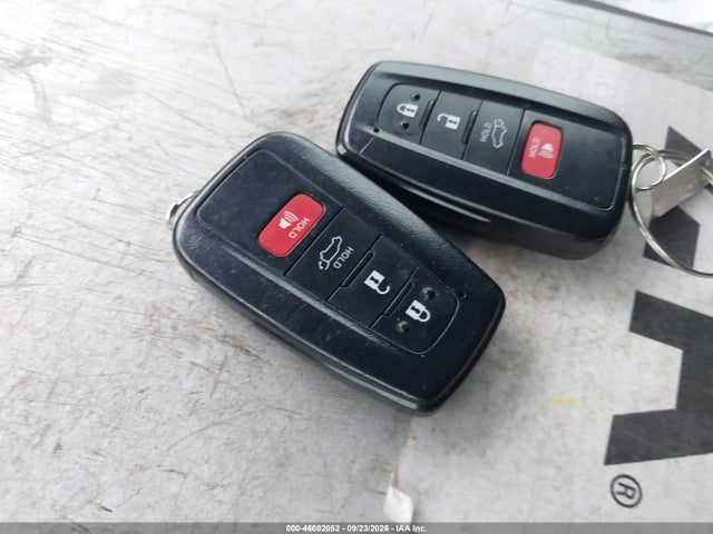 2021 Toyota Rav4 Xle Premium მანქანა იყიდება აუქციონზე, vin: 2T3A1RFV9MC239008, აუქციონის ნომერი: 46082052