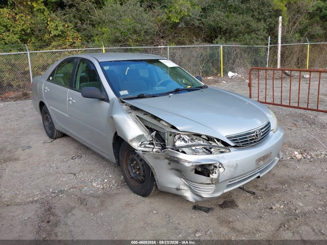 46082058 :رقم المزاد ، 4T1BE32K56U737251 vin ، 2006 Toyota Camry Std مزاد بيع