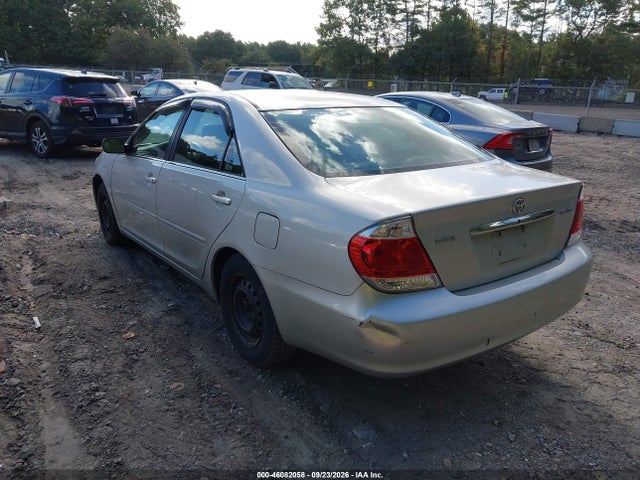 2006 Toyota Camry Std მანქანა იყიდება აუქციონზე, vin: 4T1BE32K56U737251, აუქციონის ნომერი: 46082058
