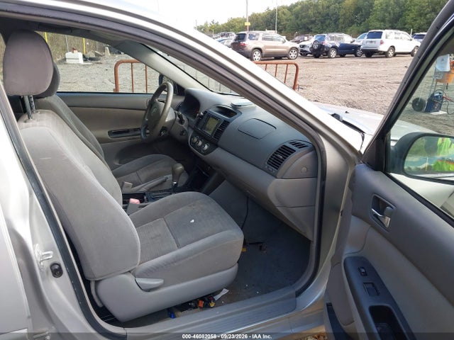 2006 Toyota Camry Std მანქანა იყიდება აუქციონზე, vin: 4T1BE32K56U737251, აუქციონის ნომერი: 46082058