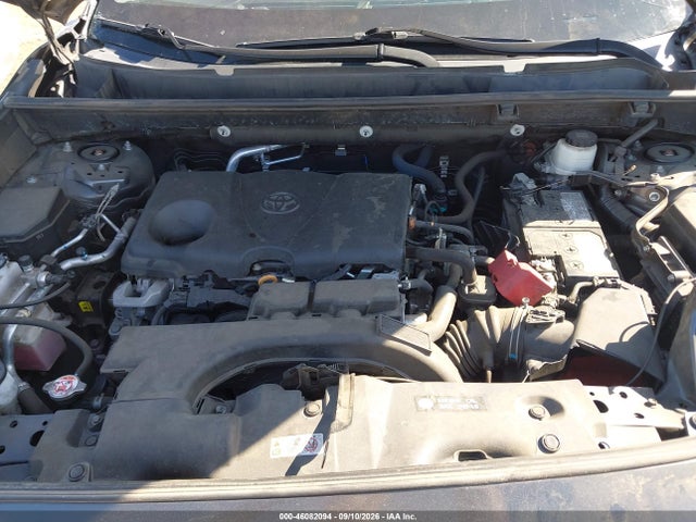 2021 Toyota Rav4 Xle მანქანა იყიდება აუქციონზე, vin: 2T3W1RFV0MC107857, აუქციონის ნომერი: 46082094
