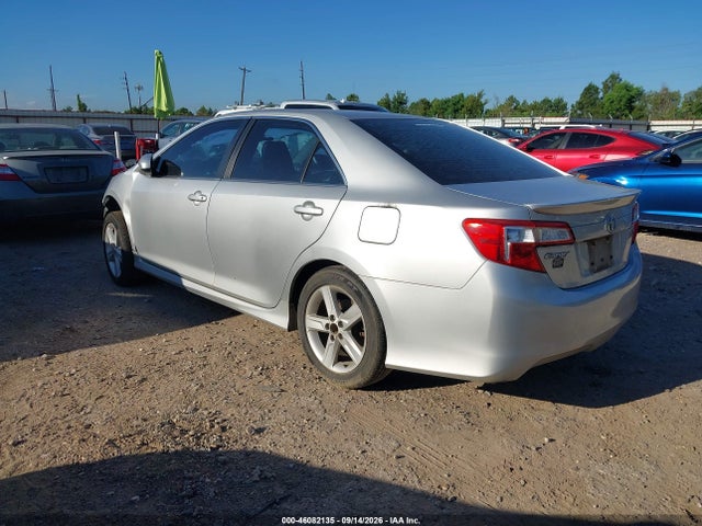 4T1BF1FK9EU384099 Toyota CAMRY SE