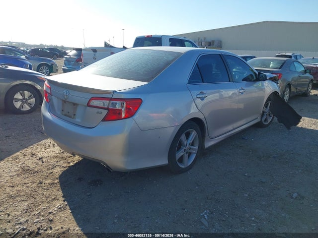 4T1BF1FK9EU384099 Toyota CAMRY SE