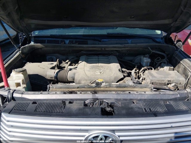 Продажа на аукционе авто 2014 Toyota Tundra Platinum 5.7l V8, vin: 5TFAW5F16EX331907, номер лота: 46082138