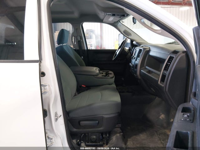 Продаж на аукціоні авто 2017 Ram 3500 Tradesman  4x4 8' Box, vin: 3C63R3GL7HG711228, номер лоту: 46082193