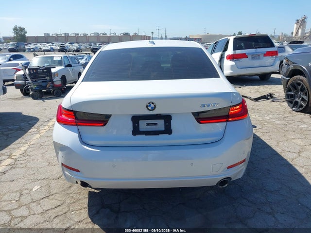 2023 Bmw 330i მანქანა იყიდება აუქციონზე, vin: 3MW69FF00P8D43835, აუქციონის ნომერი: 46082195