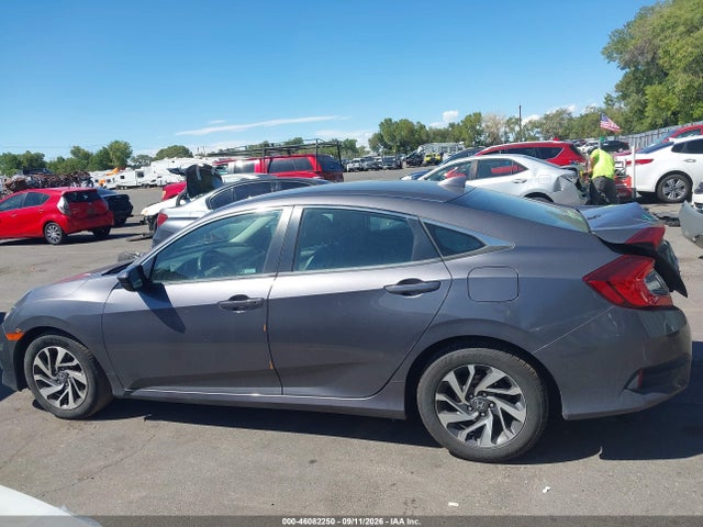 Honda CIVIC EX 2018 2HGFC2F72JH580433 Image 14