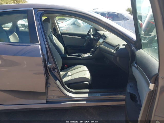 Honda CIVIC EX 2018 2HGFC2F72JH580433 Image 5