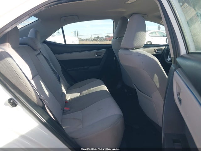 46082296 :رقم المزاد ، 5YFBURHE4FP209242 vin ، 2015 Toyota Corolla Le مزاد بيع