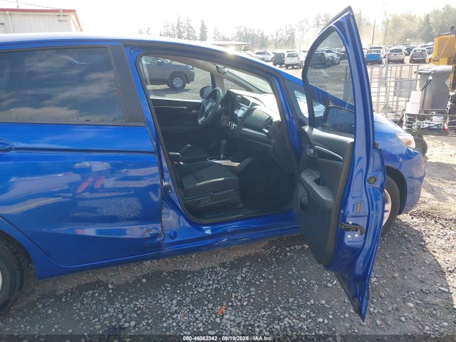 Продаж на аукціоні авто 2015 Honda Fit Lx, vin: 3HGGK5H58FM718361, номер лоту: 46082342
