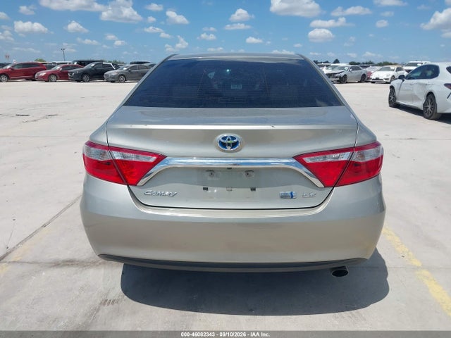 2015 Toyota Camry Hybrid Le მანქანა იყიდება აუქციონზე, vin: 4T1BD1FK0FU162610, აუქციონის ნომერი: 46082343