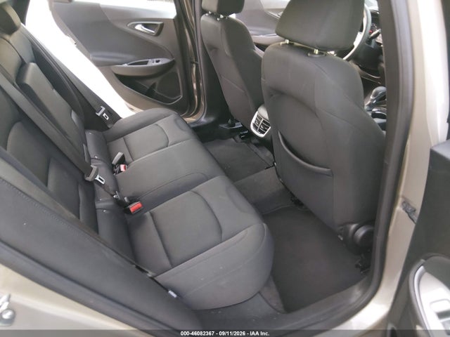 1G1ZD5ST6SF123083 Chevrolet Malibu Fwd 1lt