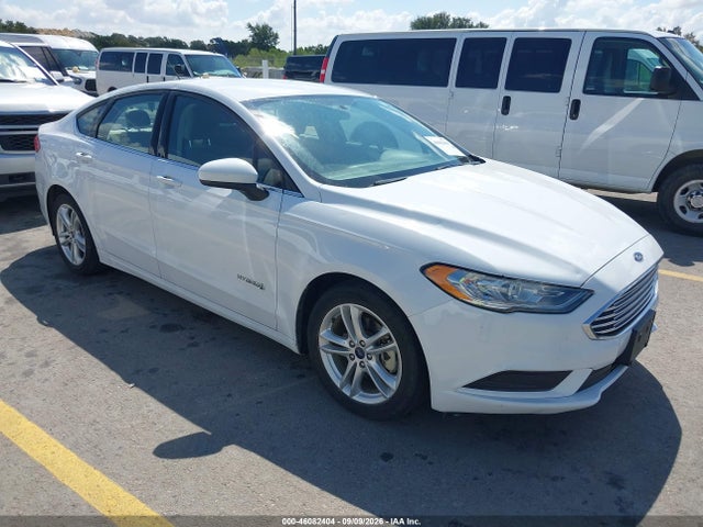 46082404 :رقم المزاد ، 3FA6P0UU9JR100415 vin ، 2018 Ford Fusion Hybrid S مزاد بيع