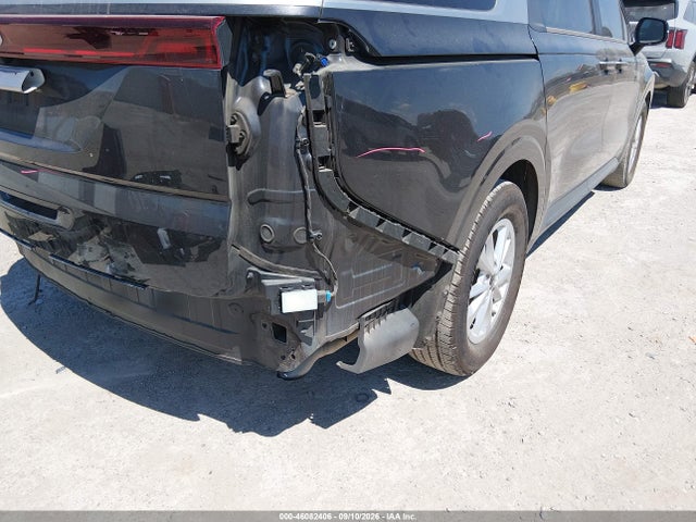 46082406 :رقم المزاد ، KNDNB4H3XN6148425 vin ، 2022 Kia Carnival Mpv Lx Seat Package مزاد بيع