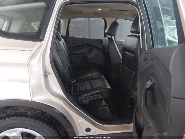46082408 :رقم المزاد ، 1FMCU0F71HUB12117 vin ، 2017 Ford Escape S مزاد بيع