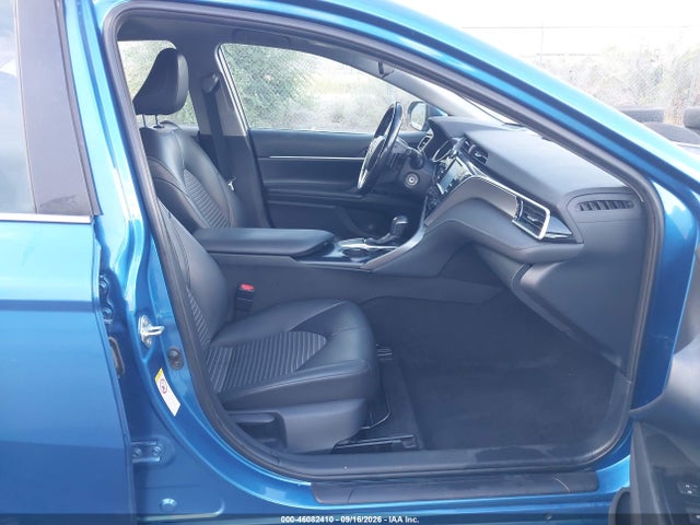 46082410 :رقم المزاد ، 4T1B11HK1JU131784 vin ، 2018 Toyota Camry Se مزاد بيع